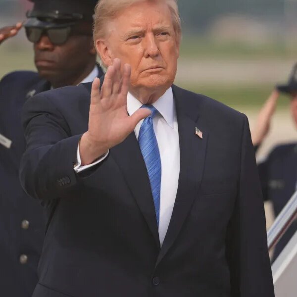 Trump says U.S. to take management of 65 billion barrels of Venezuelan…