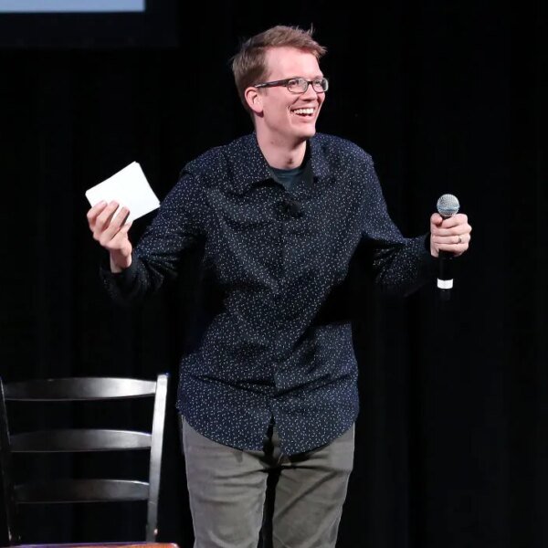 YouTuber Hank Green says his AI utilization is ‘not healthy’