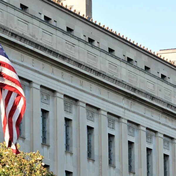 Feds accuse crypto founding father of stealing $10 million from NFT traders,&hellip;