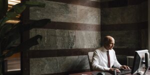 Boston Consulting Group survey suggests elite CEOs are unhappy in retirement