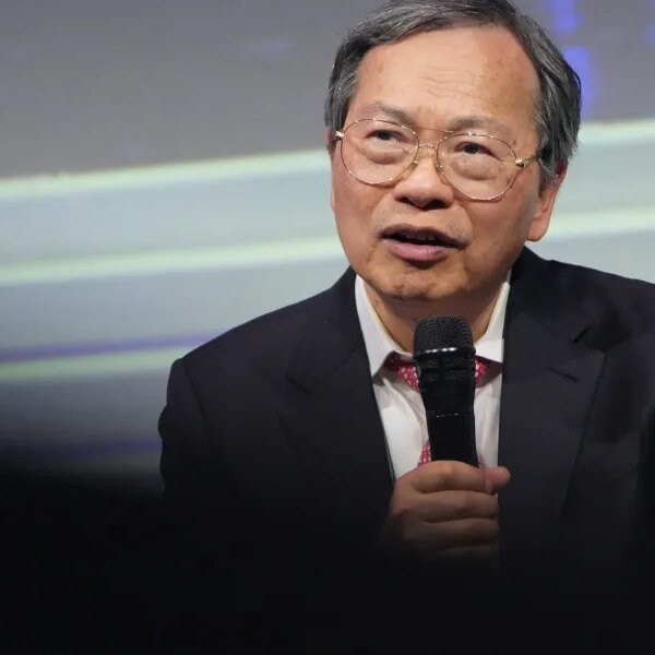 Supermicro investigation clears CEO in $2.5 billion alleged smuggling scheme