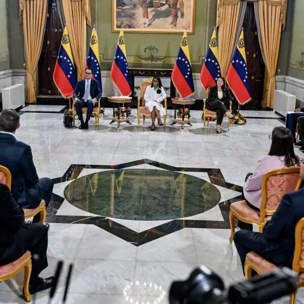 Venezuela oil minister to U.S. firms: ‘It’s an entire world waiting to…
