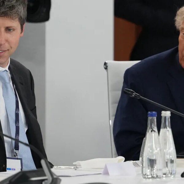 Dems say ‘unpredictable’ governance and low-cost Chinese AI are safety dangers as…