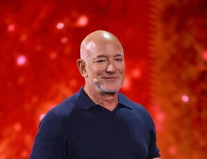 Jeff Bezos may lastly get his palms on a sports activities staff