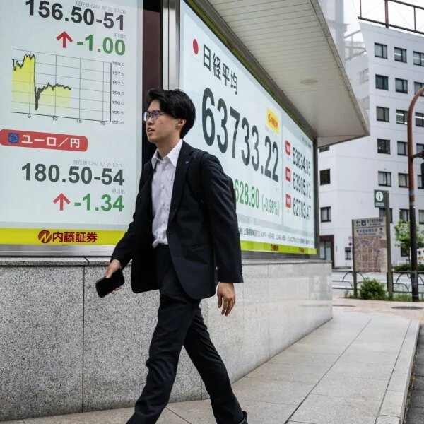 Yen rises amid hypothesis of extra intervention after U.S. assist