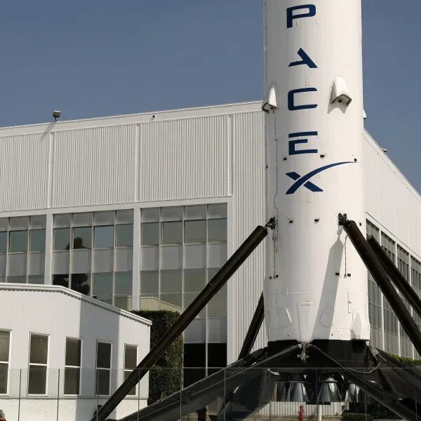 Harvard fund discloses $2.2 billion stake in Musk’s SpaceX