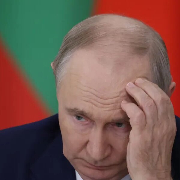 Russia is affected by a slow-motion financial institution run because the Kremlin&hellip;