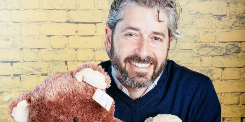 Cofounder of $2 billion toy big Spin Master says the very best time to start out a enterprise is in your 20s