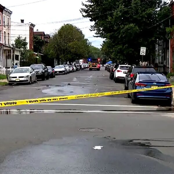 Trenton and Chicago mass shootings kill 3 and wound 18 in a…
