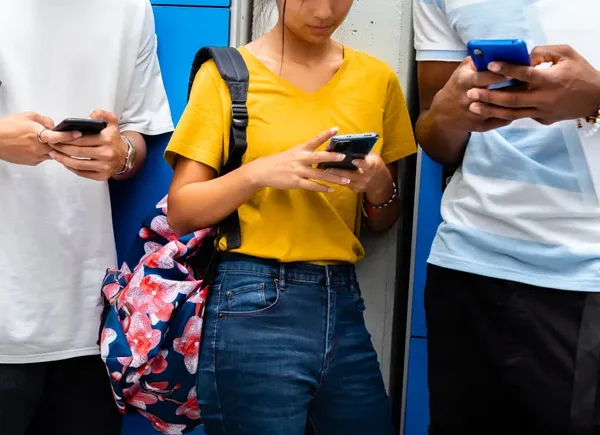 New Zealand introduces teen social media restrictions