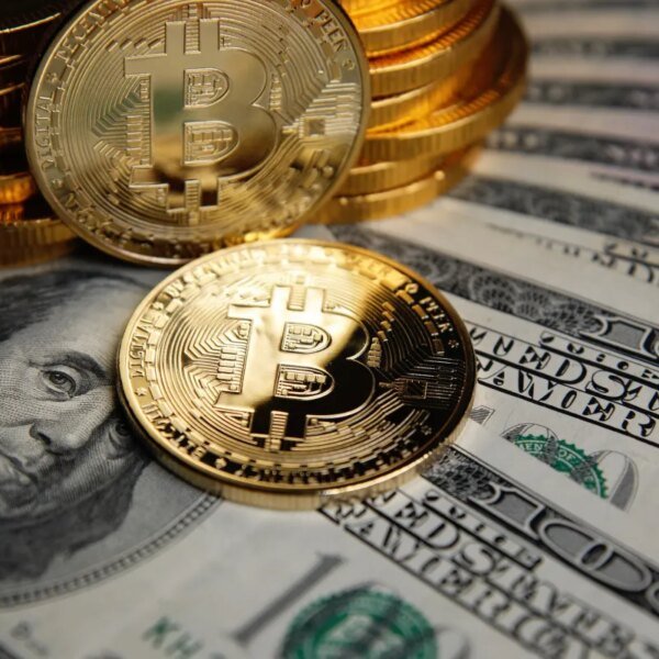 Hackers steal over $130 million by exploiting bug in offline {hardware} wallets