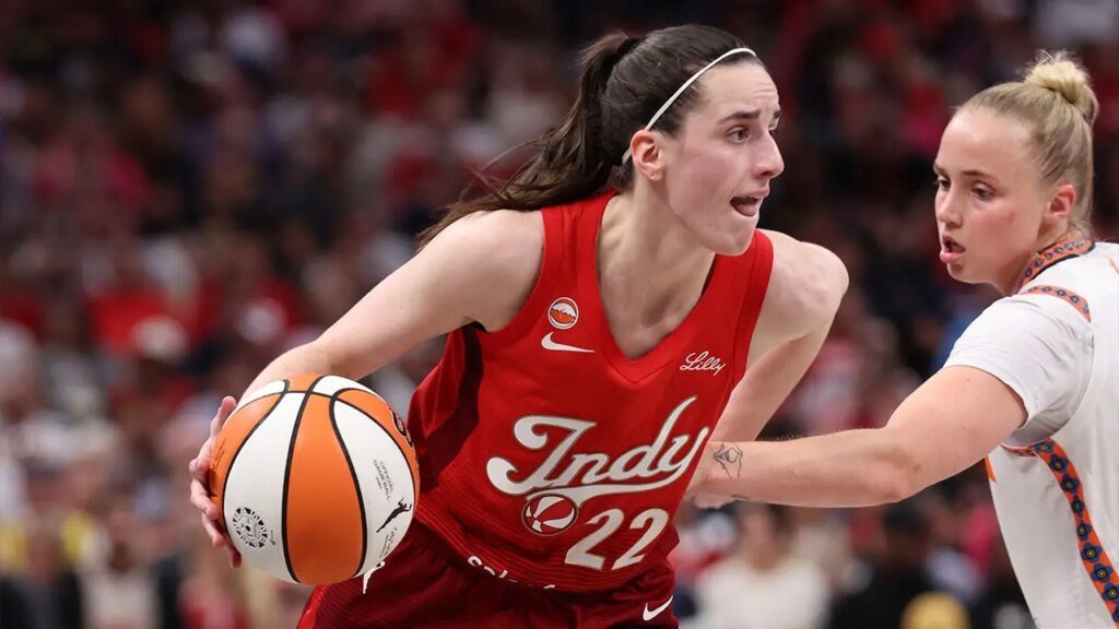 Caitlin Clark, Indiana Fever go into FIBA World Cup break with massive win over Connecticut