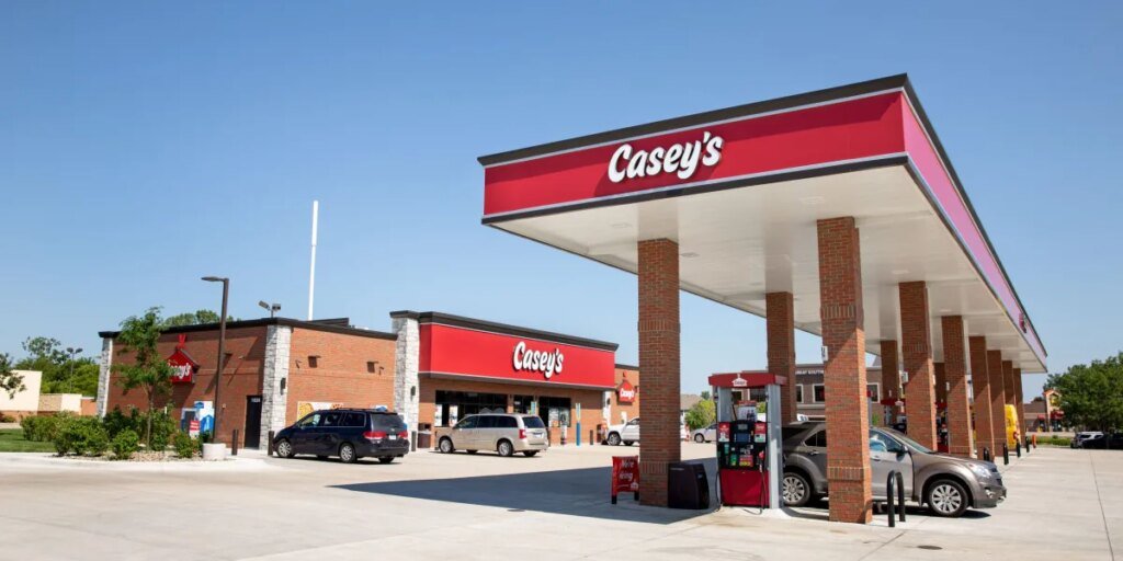 Meet Casey’s, the stealth pizza empire popping out of Midwest gasoline stations