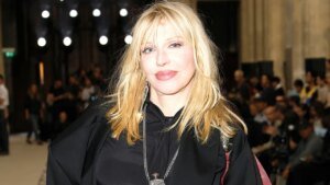Courtney Love says she nearly died in secret sickness, misplaced her hair