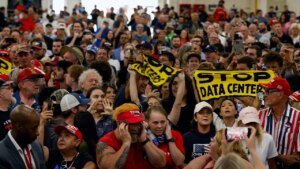 Tea Party founder Amy Kremer launches AI information heart revolt bus tour