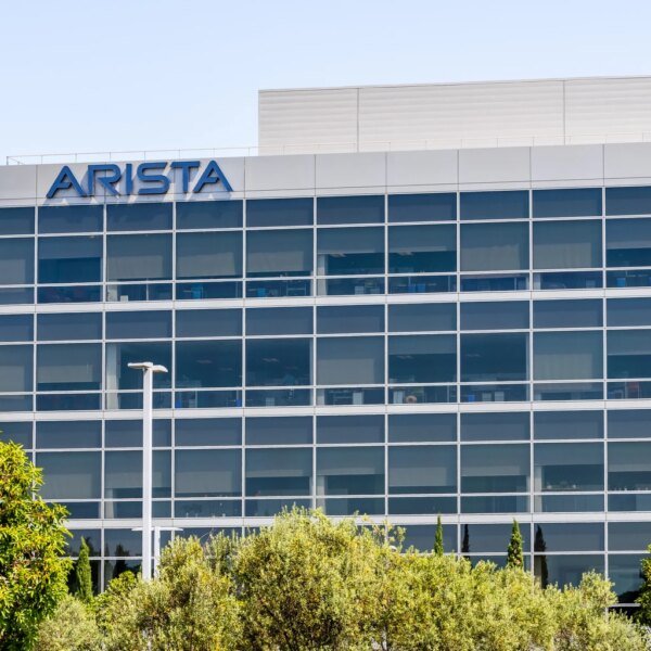 Arista Networks Stock: Despite Clear AI Tailwinds, Gains More Limited Here (NYSE:ANET)
