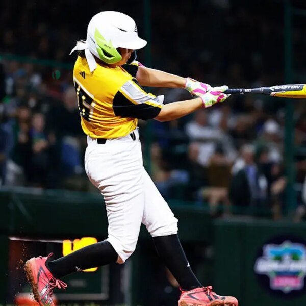 Female Little Leaguer is smashing data, CBS’s new school soccer reporter &&hellip;