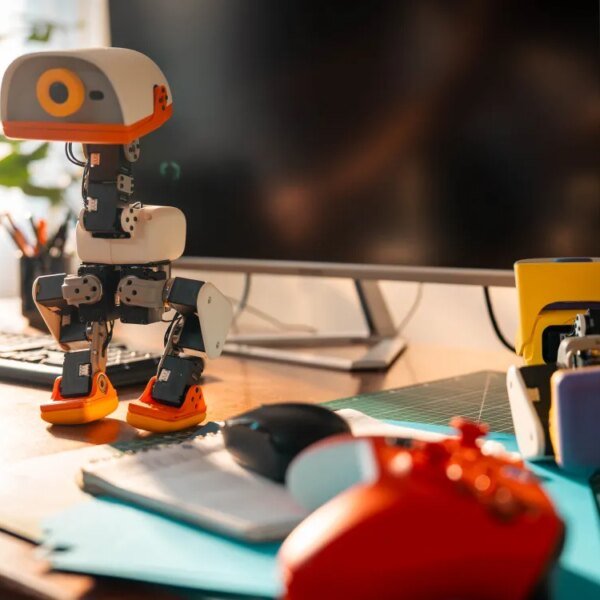 Hugging Face is promoting a cute $399 open supply duck robotic, Microduck