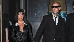 Kourtney Kardashian praised as ‘scorching mother’ in trip pics with Travis Barker