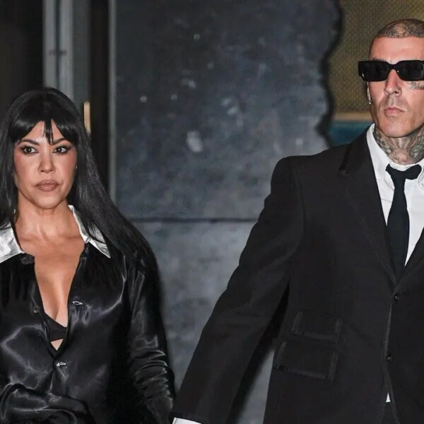 Kourtney Kardashian praised as ‘scorching mother’ in trip pics with Travis Barker