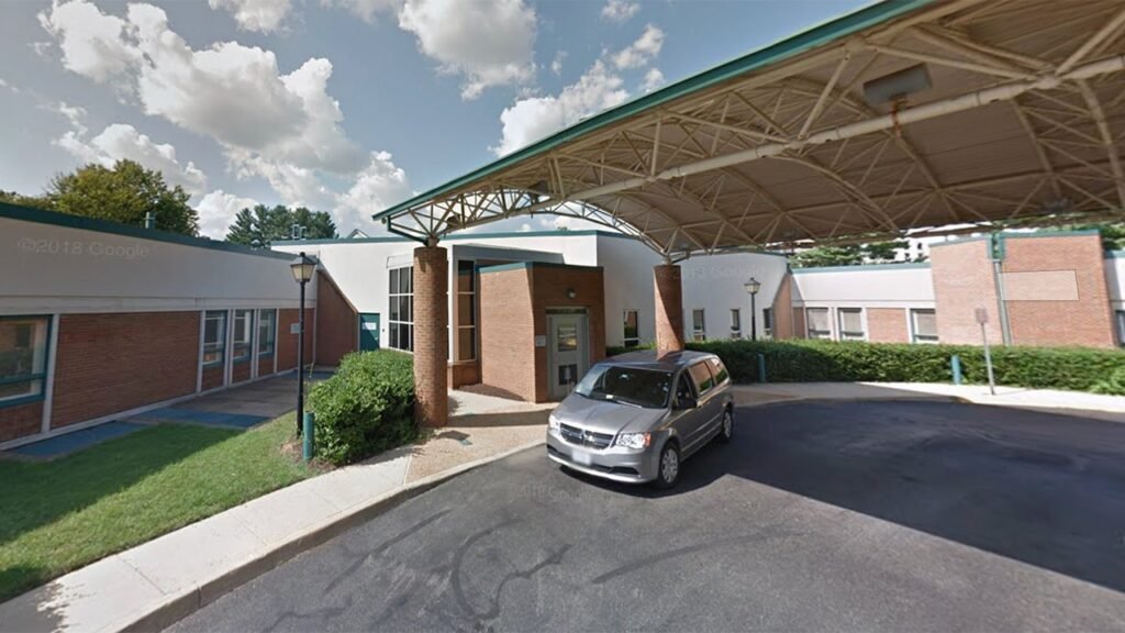 Virginia homicide suspect escapes psychological well being institute to Tajikistan