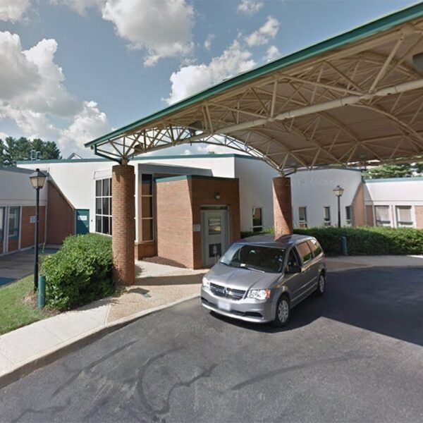 Virginia homicide suspect escapes psychological well being institute to Tajikistan