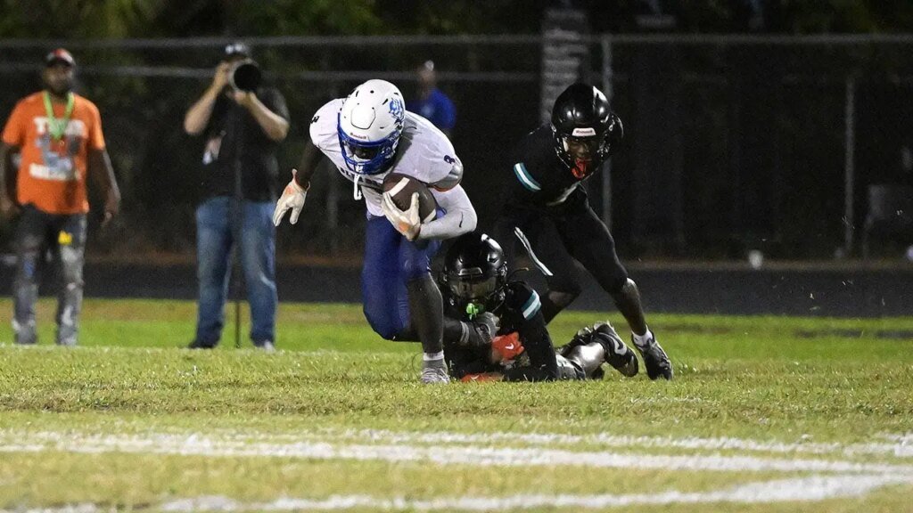 Florida highschool soccer sport delivers one of the crucial beautiful Hail Marys of all time