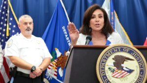 Trump urges Jeanine Pirro to reopen Reflecting Pool vandalism case