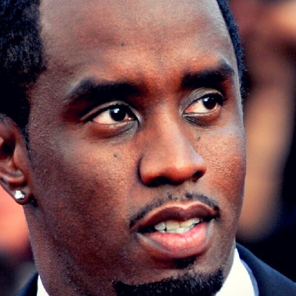Sean Diddy Combs Out of Solitary Confinement, Back in ‘Gen-Pop’ After Fight&hellip;