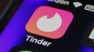 As Gen Z reconsiders courting apps, Tinder’s IRL occasions broaden to dozens extra cities