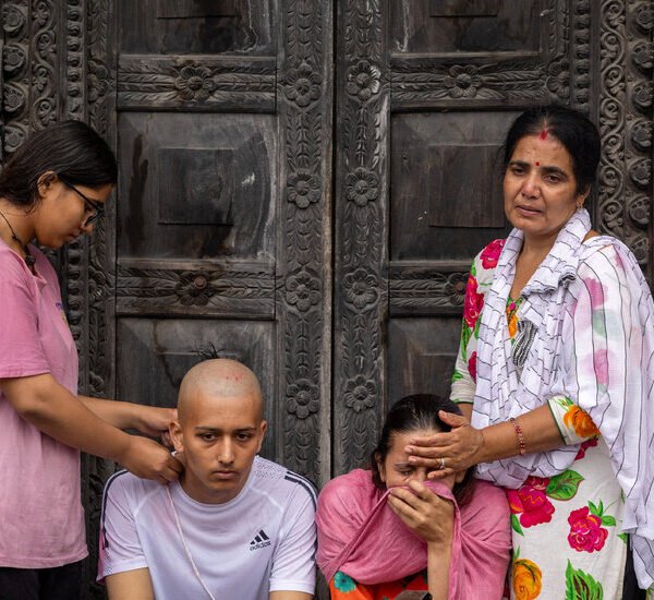 Families Turn to Symbolic Cremation After Nepal Floods
