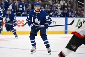 “Worst debut for a first overall”: Gavin McKenna faces criticism on-line after stacking up negatives in Maple Leafs debut