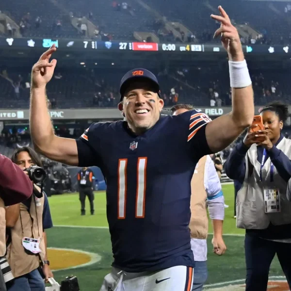 How Case Keenum Turned Back the Clock in Bears’ Win Over Eagles