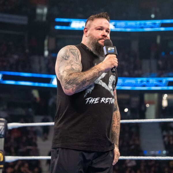 Major WWE star accuses Kevin Owens of utilizing an unlawful transfer