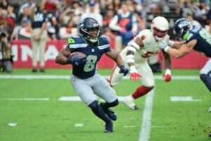 Jadarian Price damage replace: Seahawks get encouraging information on RB’s shoulder after damage in Cardinals sport