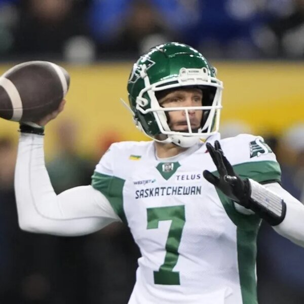 Roughriders, Blue Bombers shut in standings heading into Labour Day Classic