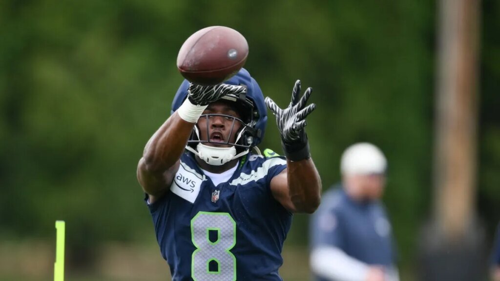 Seahawks roll out new weapon in Super Bowl rematch with Patriots
