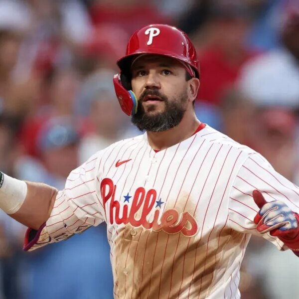 MLB roundup: Kyle Schwarber homers, Phillies beat East-leading Braves