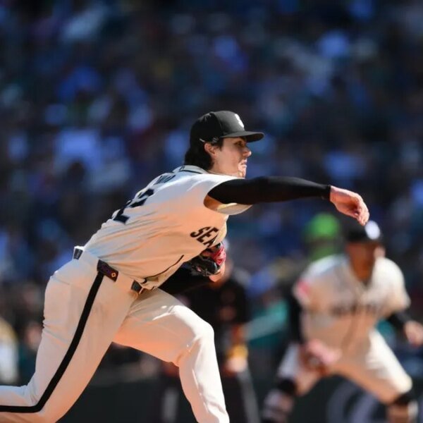 Bryan Woo shines as Mariners shut AL West hole with win over…