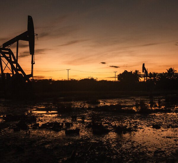 How the Pentagon Is Getting Into the Venezuelan Oil Business Under Trump