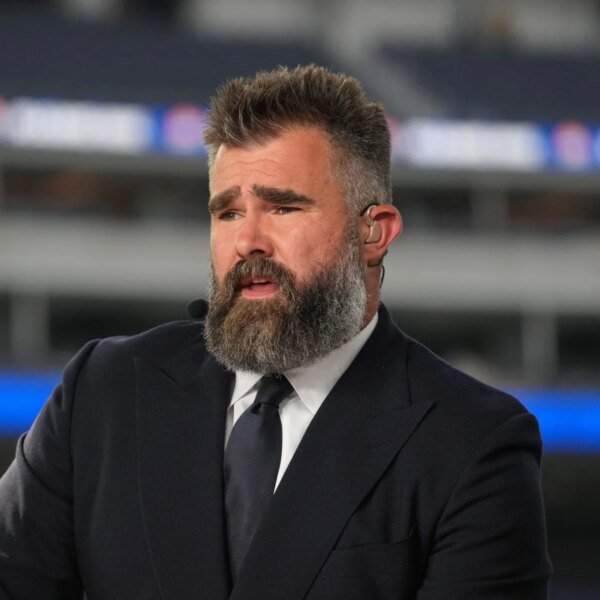 “Blows my mind that coaches still do this”: Jason Kelce calls out…