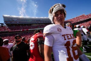 “All an act”: NFL followers mock Arch Manning’s “manufactured excitement” for Texas vs. Ohio State Week 2 sport