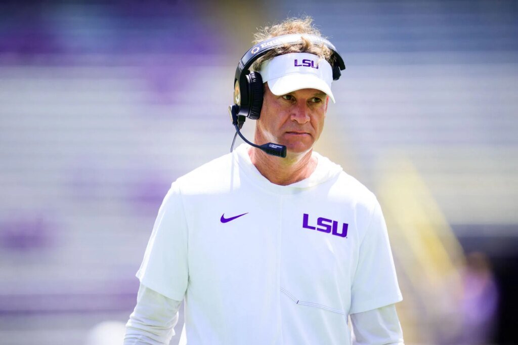 LSU HC Lane Kiffin reveals cause for sitting NFL returnees Dae’Quan Wright and Zxavian Harris for Week 1 recreation vs Clemson