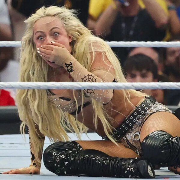 4 Reasons why Triple H took the WWE Women’s World Championship off…