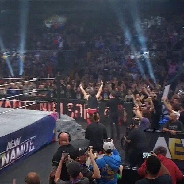 BREAKING: 9-time WWE champion comes out of retirement and wrestles first match&hellip;