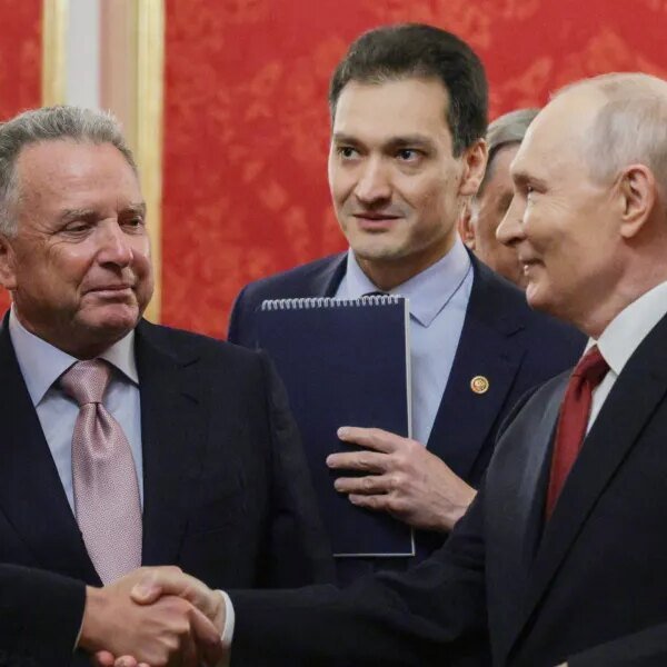 US envoys Steve Witkoff and Jared Kushner meet Putin, forward of their&hellip;
