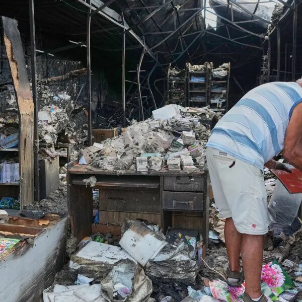 Ukraine’s e-book business faces collapse after Russian strikes destroy warehouses