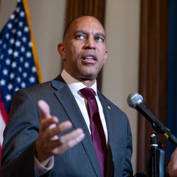 Democrats plan huge oversight of Trump administration after midterms—and impeachment is an…