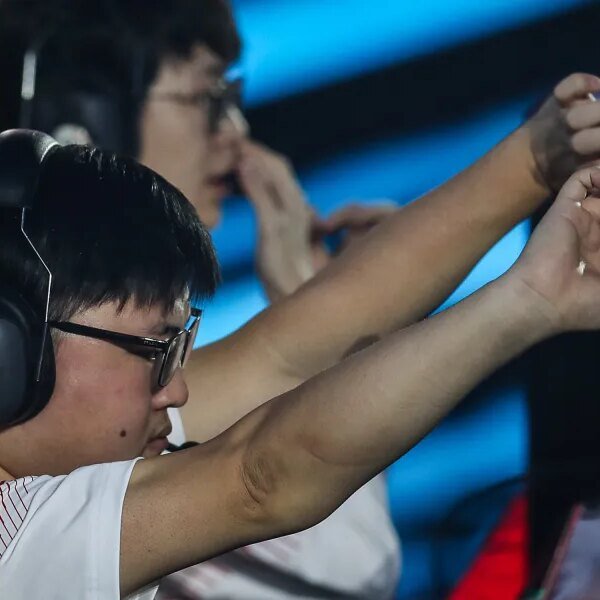 A $500,000 profession, gone at 25: esports’ damage disaster is forcing groups&hellip;