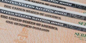 Top sovereign wealth fund might dump $80 billion in Treasury bonds — and cargo up on riskier U.S. debt